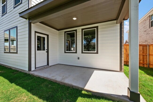 1016 Sienna Bear Rd, Georgetown, TX 78628 - photo 5