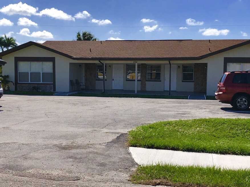 224 SW 47th Terrace unit 2, Cape Coral, FL 33914 - photo 1