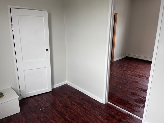 1124 Rivington St unit 4, Roselle, NJ 07203 - photo 6