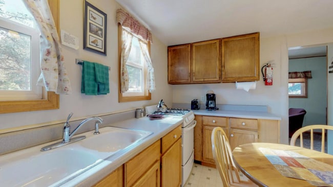 2185 Eagle Cliff Rd, Estes Park, CO 80517 - photo 3