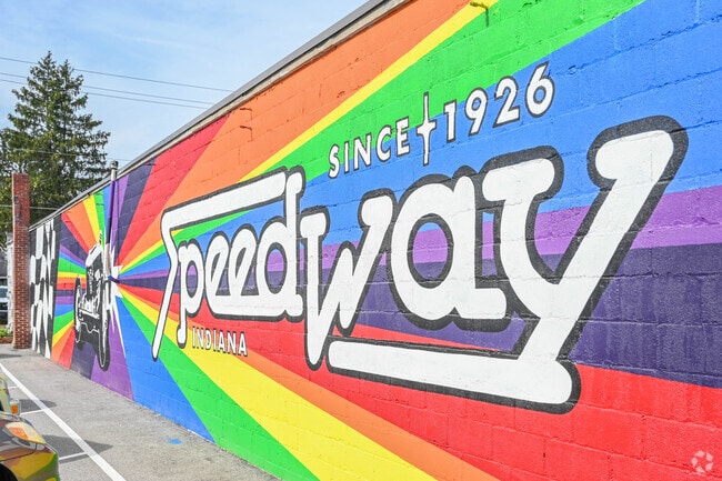 The Indianapolis Motor Speedway sits just minutes from Fairfax.