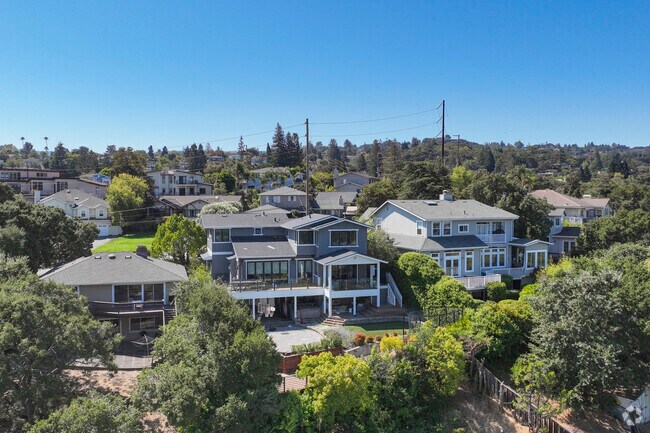 There are plenty of beautiful hillside homes in the Farm Hill neighborhood.
