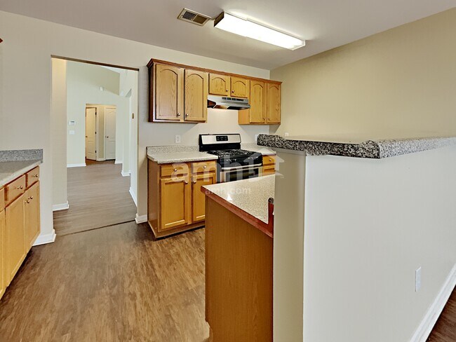 6078 Lancelot Ln, Douglasville, GA 30135 - photo 7