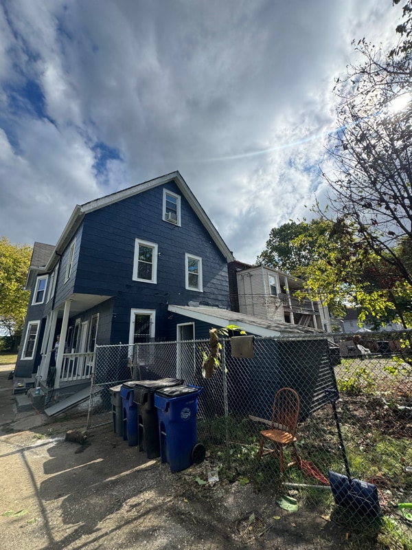 1020 E 74th St Unit lower, Cleveland, OH 44103