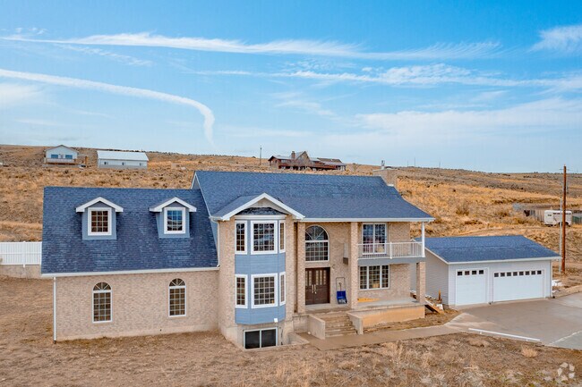 Craig, Colorado, offers a rare blend of spacious living and rugged beauty, with large lots that provide privacy and a connection to nature. Whether it's a classic log cabin or a custom-built ranch, residents enjoy the freedom of open land and the peaceful charm of the West.