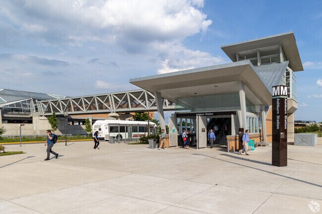 The Ashburn Metro Station offers Silver Line access to the greater Washington area, with commutes taking just under an hour.