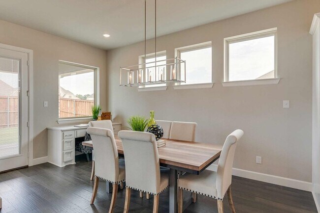 611 Long Trail unit 36485609, Mansfield, TX 76063 - photo 5