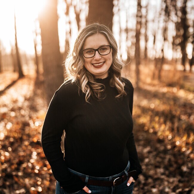 Nicollette Hanson Real Estate Agent in Menominee, MI