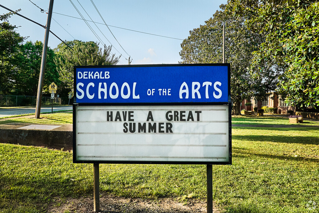 Welcome to the DeKalb School of the Arts in Avondale Estates.