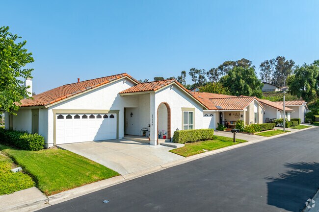 Casta del Sol offers a variety of mediterranean homes that are well cared for.