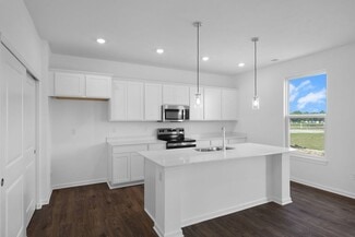 8710 Hollander Dr, Camby, IN 46158