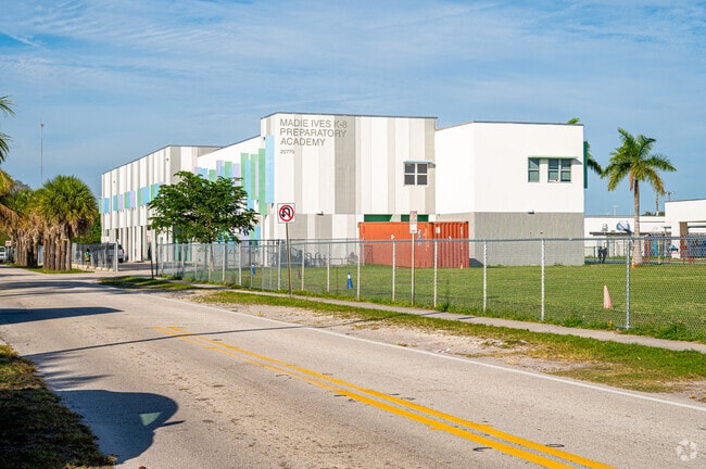 Madie Ives K-8 Preparatory Academy serves Ives Estates children in elementary and middle school.