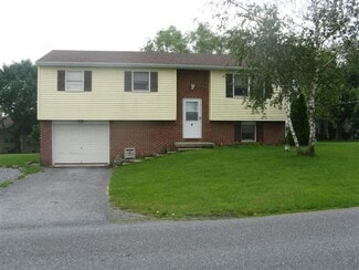 4 Skyview Ln, Lititz, PA 17543