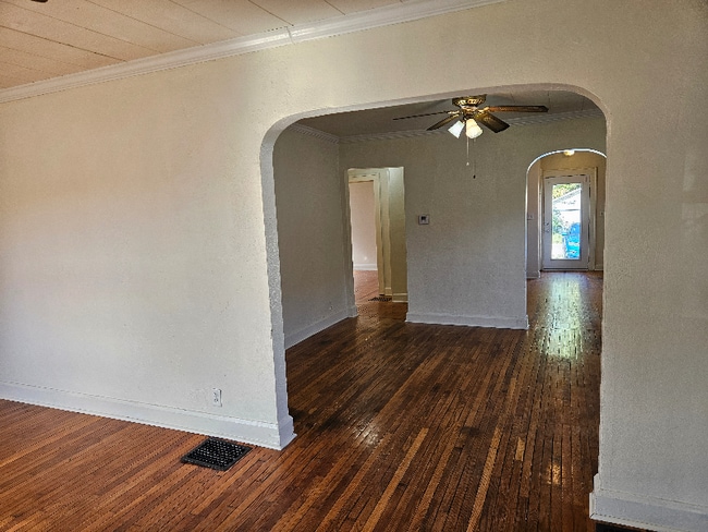 1008 Muncie, Muncie, IN 47302 - photo 3