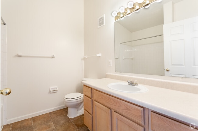 Lake Pointe Apartment Homes, Portage, IN 46368 - photo 5