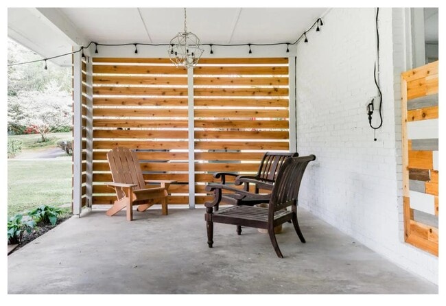 322 Crestview Cir, Roswell, GA 30075 - photo 4