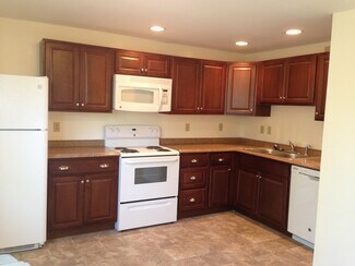 503 Cortland Dr E, McKees Rocks, PA 15136