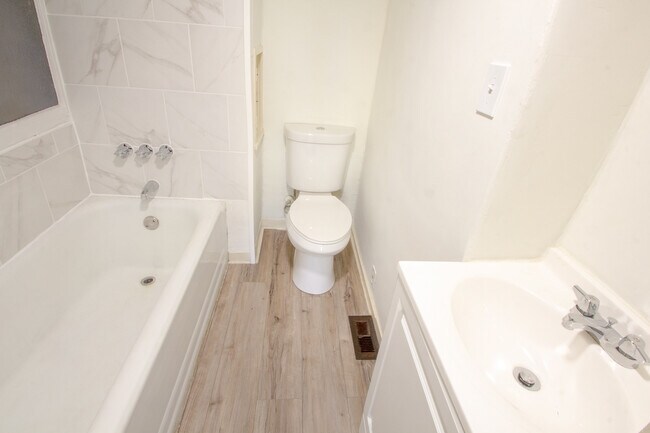 319 Franklin Ave unit 1, Pittsburgh, PA 15221 - photo 6