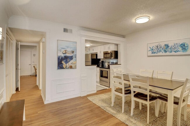 400 William Hilton Pkwy unit ID1309198P, Hilton Head Island, SC 29926 - photo 7