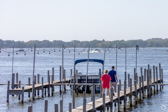Private docks are plentiful in Pistakee Highlands.