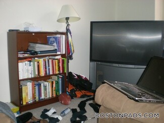 81 Essex St Unit 27, Boston, MA 02111