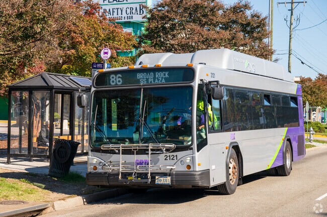 Public transportation is easily accessible to Broad Rock residents.