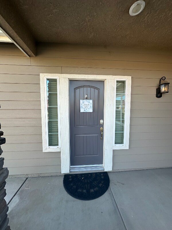 471 Rosewood Ave unit 2, Sanger, CA 93657 - photo 2