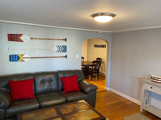 5 Pearl St unit 1, Groton, CT 06340 - photo 4