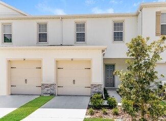 43 N Center St, Ormond Beach, FL 32174