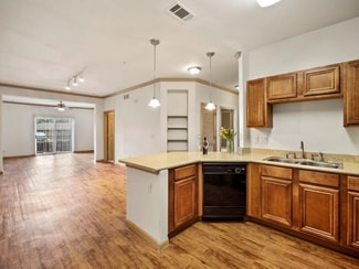 12700 Stafford Rd, Stafford, TX 77477