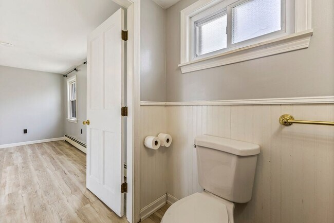 83 Richardson St, Bath, ME 04530 - photo 7