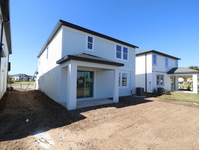 31430 Pendleton Landing Cir, Wesley Chapel, FL 33545 - photo 7