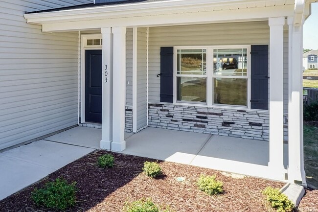 803 Hiddenbridge Dr unit 38657649, Jacksonville, NC 28456 - photo 5