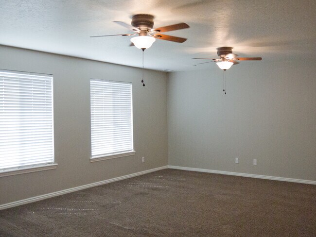 963 W 670 S unit 20, Pleasant Grove, UT 84062 - photo 2