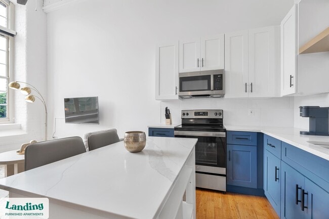 31 Victor St unit 243, Greenville, SC 29609 - photo 4