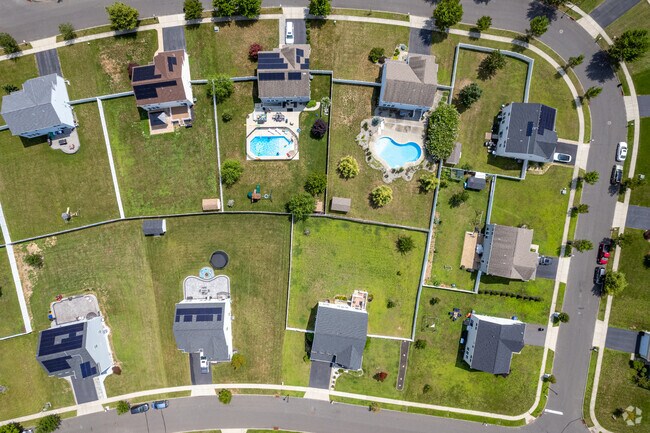 Find homes in Florence with large yards and some even have pools.