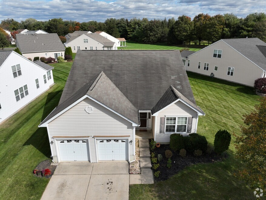 39 Fernbrooke Dr, Westampton, NJ 08060 - photo 2