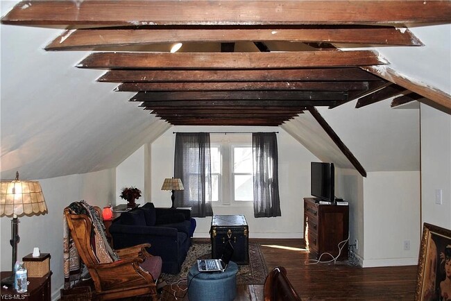 3251 Silsby Rd unit 3, Cleveland Heights, OH 44118 - photo 6