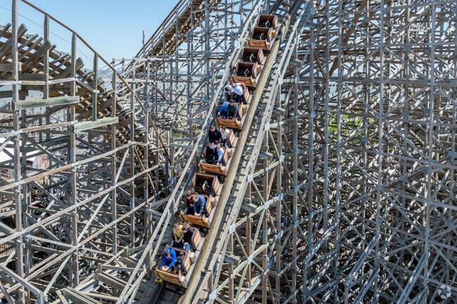 Clear Lake Shores residents can head to the Kemah Boardwalk for all the excitement.