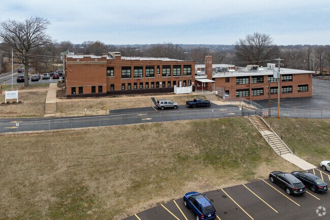 MOSAIC Elementary in Mehlville, MO prioritizes learning and collaboration.