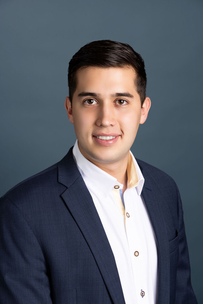 Agent Photo