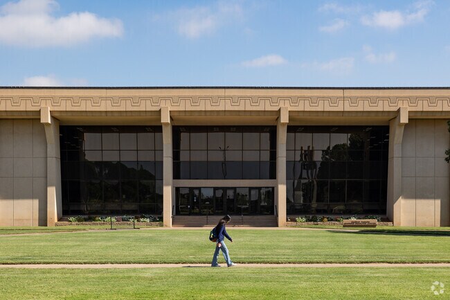 Midland College offers a great campus and programs for engineering and agriculture.