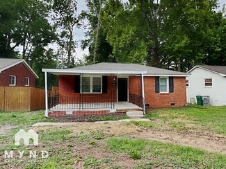 1720 Finchley Dr, Charlotte, NC 28215