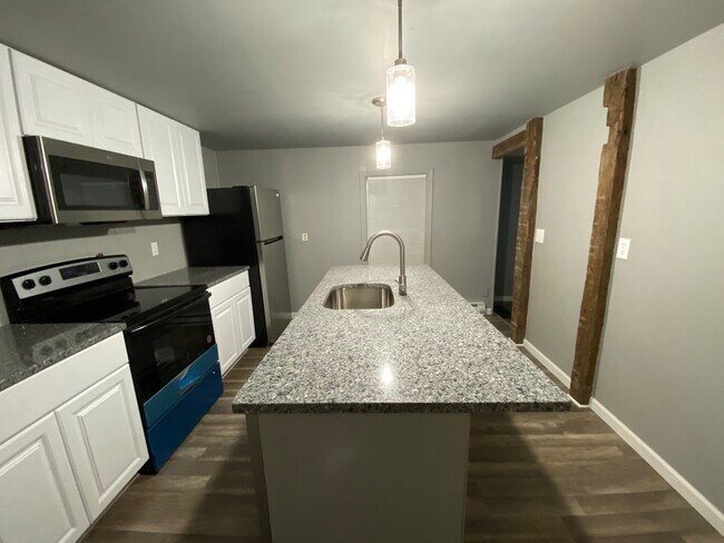 4 Saratoga Ave unit 3, Broadalbin, NY 12025 - photo 6