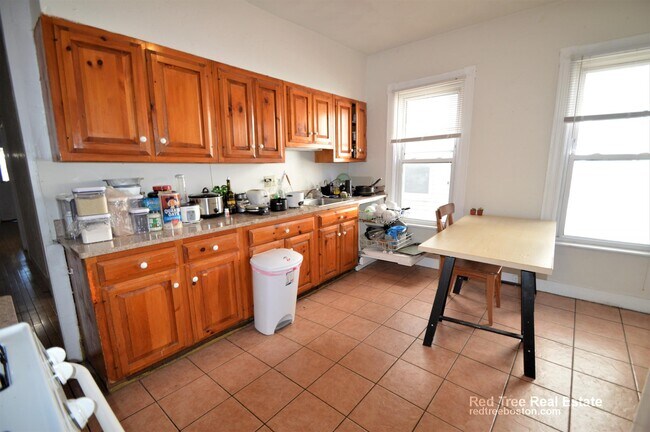 31 Brainerd Rd unit 40-4, Allston, MA 02134 - photo 6