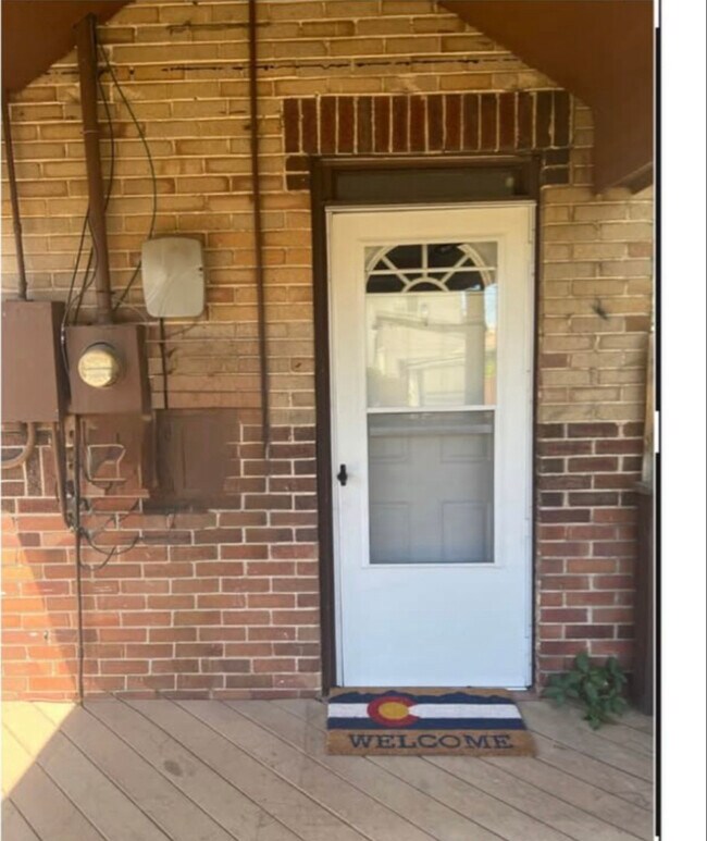 1570 Newton St, Denver, CO 80204 - photo 3