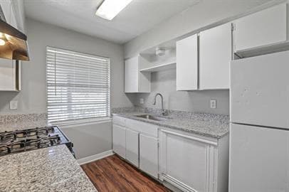 Ennis Place Apartments: Leasing Specials! Great location & Upgrades!, Ennis, TX 75119 - photo 1
