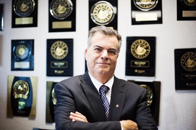 Agent Photo