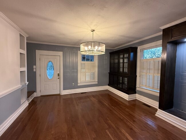 321 E Stoddard St, Dexter, MO 63841 - photo 4