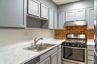 201 Nc Highway 54, Carrboro, NC 27510